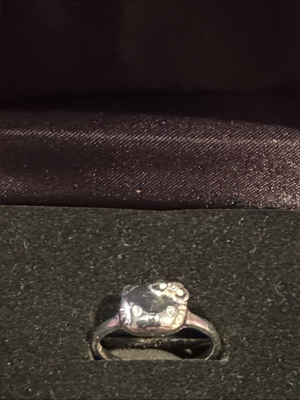 Hello Kitty Silver Floral Accent Ring - Sterling Silver size 7